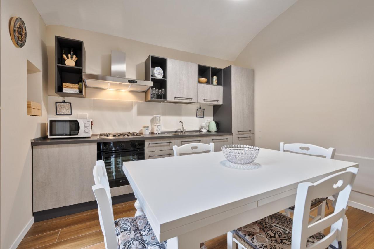 Porta Susa Elegant & Design Apartment ตูริน ภายนอก รูปภาพ